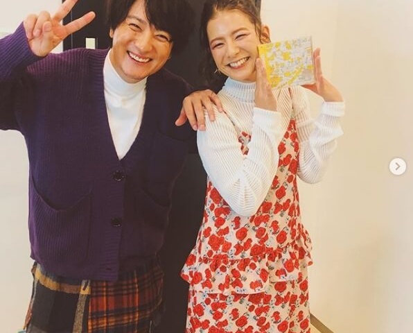 スザンヌ 上地雄輔との2ショットが大反響 最高のペアです 1ページ目 デイリーニュースオンライン スザンヌ 上地雄輔との2ショットが大反響 最高のペアです 1ページ目 デイリーニュースオンライン