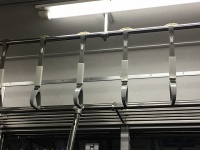 網棚って誰が使用すべきなのだろうか（画像はイメージ）
