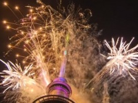 2018年を祝う、世界12か所の花火と光のニューイヤーイベント