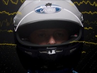 人の心を読み取るスマート・ヘルメットは既にレーサーに使用されている（アメリカ）