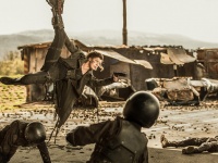 女戦士ローラの姿も！　『バイオハザード』最終作、新予告映像解禁