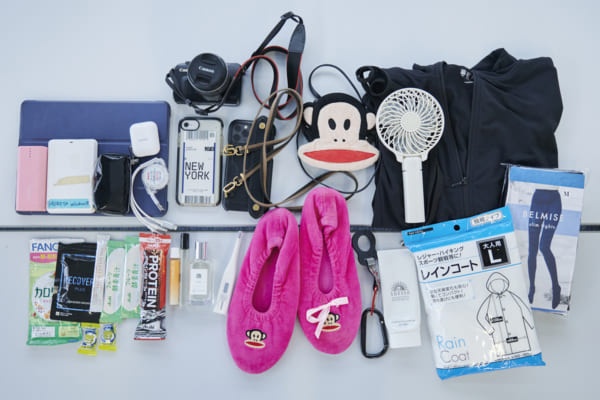 【バッグの中身】日テレドラマプロデューサーの忙しい日々を救う19個の愛用品
