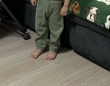かくれんぼの鬼が振り返ると...2歳娘が〝まさかの姿〟に　父「2～3分探しました」