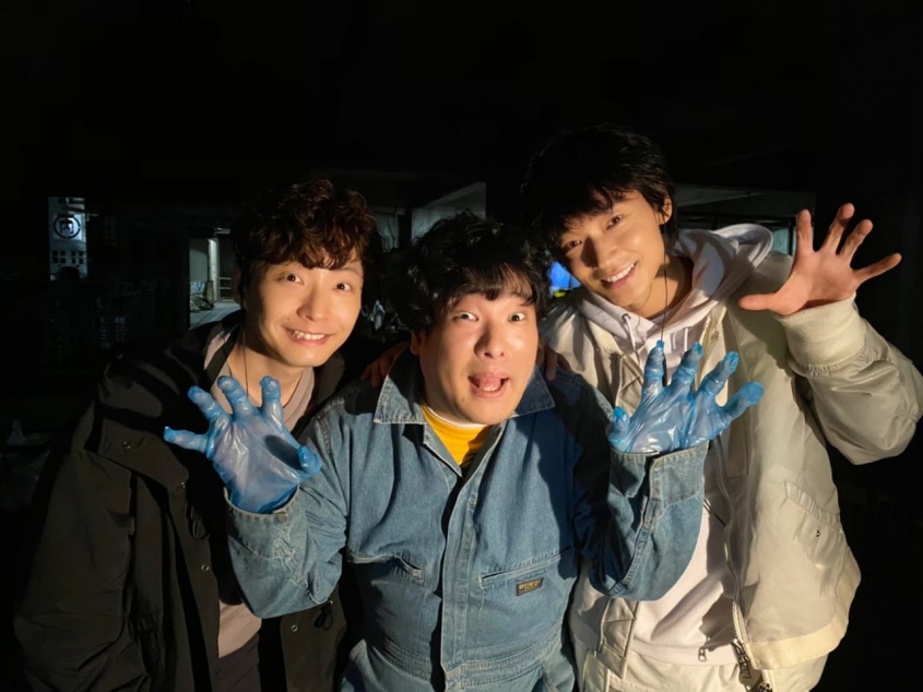 岡崎体育の公式Twitterより　https://twitter.com/okazaki_taiiku