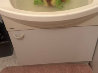 真夜中、洗面台の前に立ち...「思わず叫びました」　待ち受けていた〝恐怖の絵面〟に1.5万人驚がく