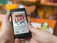 独断的な人、原理主義者の方がフェイクニュースを信じやすいという研究結果（米研究）