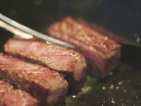 つややかな宮崎牛（画像はプレスリリースより）