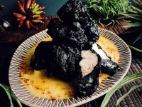 海苔の風味がうまい！黒の衝撃、隕石唐揚げの作り方【ネトメシ】