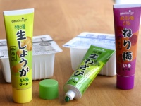 チューブわさびで豆腐に字を書く？何言ってるんだかわからないだろうがつまりはこういうことだ。そっくり文具です。