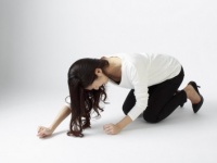 こんなにお金をかけたのに後悔（泣）！　エステ、全身脱毛、プチ整形……「高額美容の失敗談」