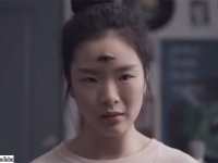 これがチョコレートのCMだとぅ？恋人に秘密を打ち明ける女性、だが衝撃の結末がまっていた（タイ）