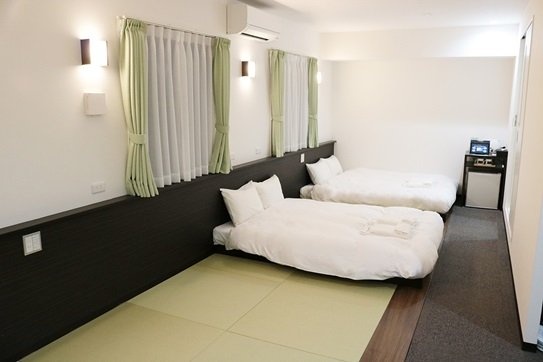 デラックスジャパニーズツインルーム（定員 : 7人）