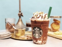真夏のチョコレートドリンク!?　スタバ新作「スモア フラペチーノ」を飲んでみた