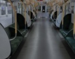 「1歳と3歳の娘を連れて乗った夏の電車。子供たちを冷気から守っていたら、正面の席の女性客が」（京都府・50代女性）