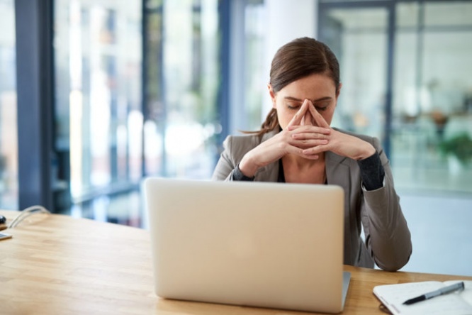 私のせいじゃない! 仕事ができない理由はどこにある?