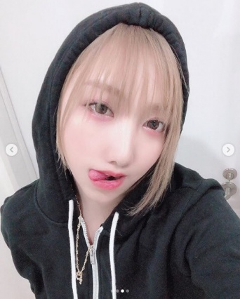 ざわちんオフィシャルブログより