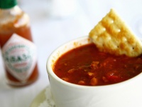 レストランに押し入った男　タバスコを盗んだ理由は「喉が渇いていたから」