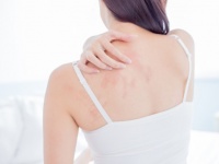 アトピー性皮膚炎の根本的原因がついに突き止められる。効果的な治療につながることが期待される（英研究）