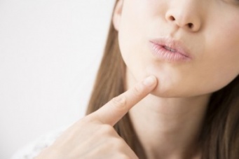 ●●が厚いと色っぽい!?　男ウケしそうな女性の「顔」の特徴4つ