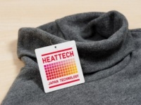 何枚あってもOK！　色違いで買うべき「ユニクロのアイテム」5つ