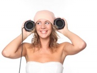 便秘にも効果が！女性ホルモンに働きかける「ある音楽」とは