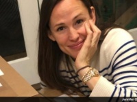 ジェニファー・ガーナー、インスタグラムのフォロワーにクッキーをプレゼント!?