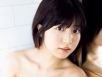 吉田莉桜⒞光文社／週刊FLASH 写真◎田中智久