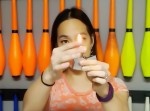 美女の火遊び…　ZIPPOの炎を素手で操るマジックが凄い