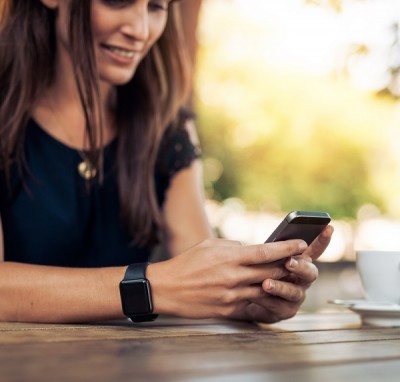 いやん、通知が来る度キュンッ！　女子が好きな男性とLINEのやり取りをしたい頻度ランキング！