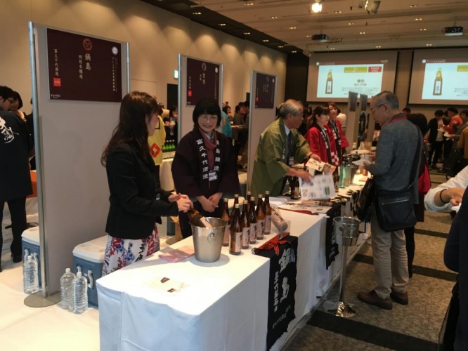 過去の試飲会の様子