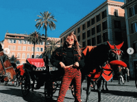 インスタグラム：ローラ(@rolaofficial)より