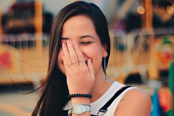 「褒められる夢」を見ると良いことがある理由