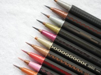 全10種類のスウォッチ付き！ パク・ミニョンさんも注目の「3650 アイライナー」