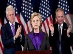 まさかの大統領選の敗北から二日後、ヒラリー氏は…笑顔だった！