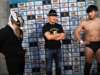 本格始動する成田蓮、鈴木みのる、デスペラード