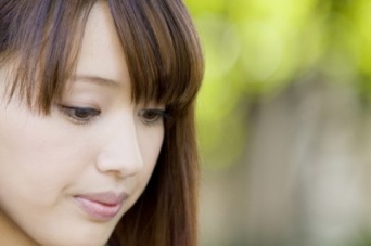 立ち直れねぇ……！　失恋で「メンタルが崩壊した瞬間」5つ