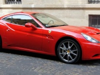 フェラーリは今も人気の的？