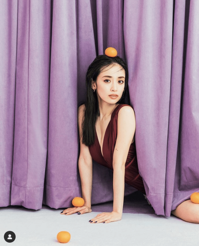 ※画像は泉里香のインスタグラムアカウント『＠rika_izumi_』より