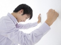 結婚できないわけだ……。「結婚に対する考え方がネガティブだな」と感じる男性の特徴3選