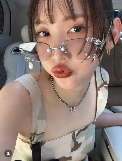 Instagram:紗栄子(@saekoofficial)より