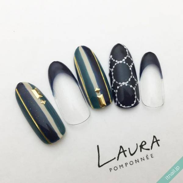 LAURA POMPONNEE 表参道