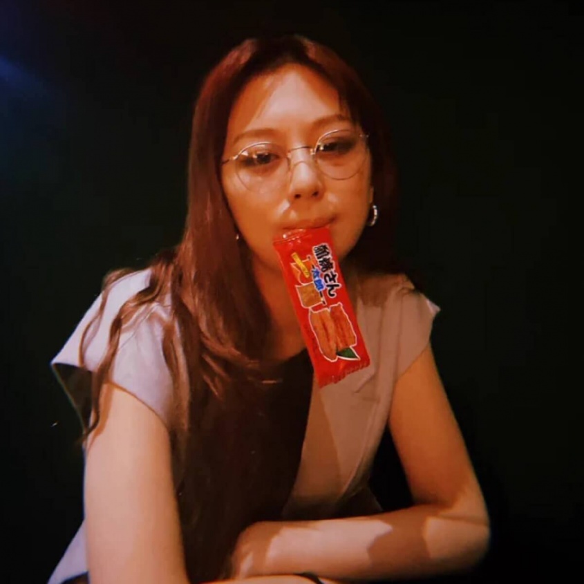 X：西内まりや(@Ma_realife)より