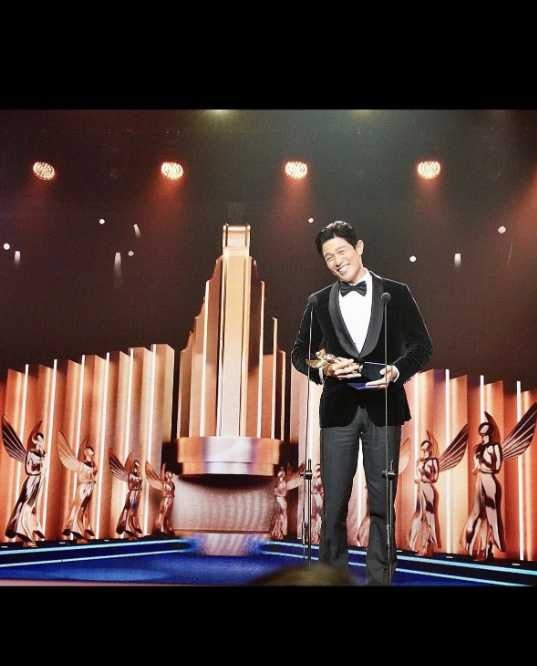 Instagram:鈴木亮平(@ryoheisuzuki_cityhunter)より