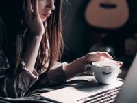 イヤ～な感じ。人を見下す先輩の特徴4つ