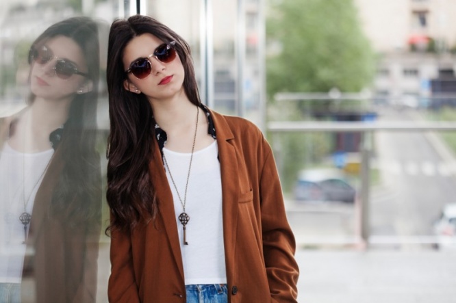 iStock_000039380166_Small