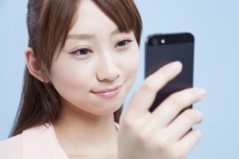 この子、やり手だわ……。彼が途切れない女性の特徴4選