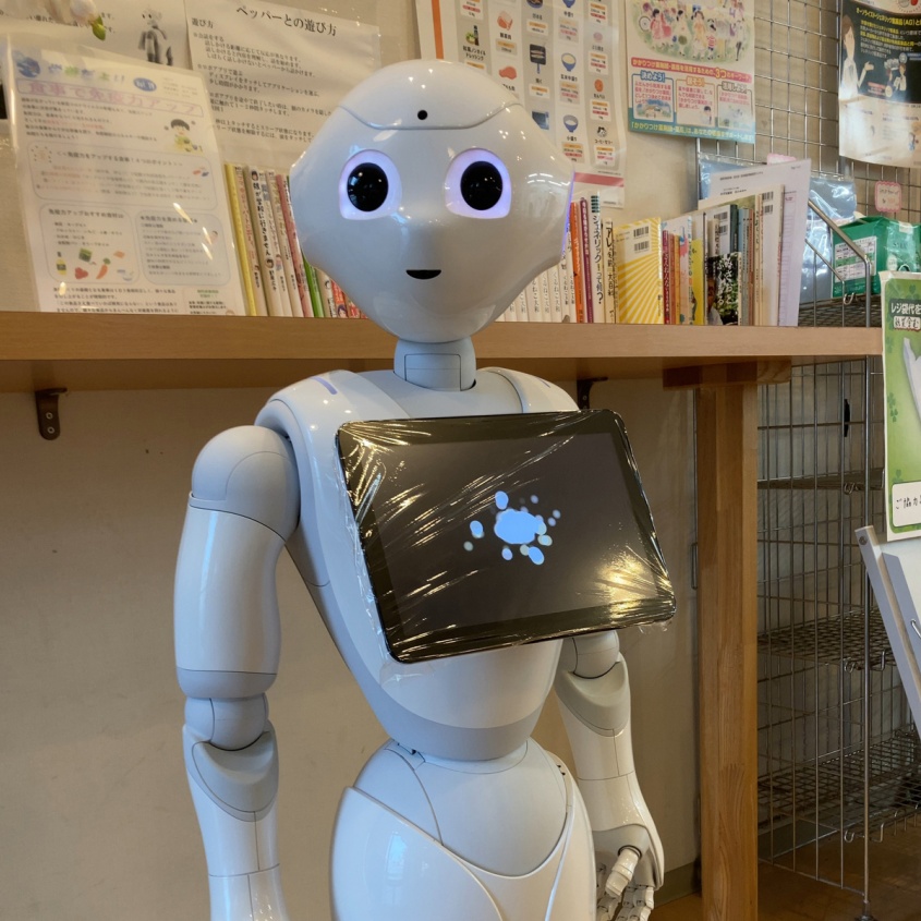 ソフトバンク「ペッパーくん」生産一時停止に“外見”変更を望む声も？