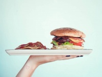 2022年、世界で最もおいしい料理国ランキング、アメリカがフランスより上位だったことに世界が困惑