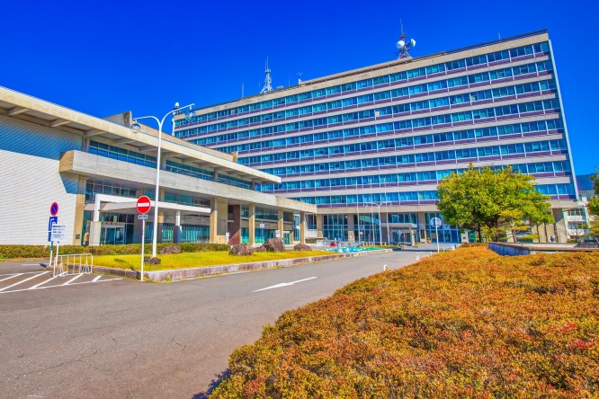 高校の寮や旅館で『ノロウイルス集団食中毒』　計32人発症・6人入院　3人は救急搬送