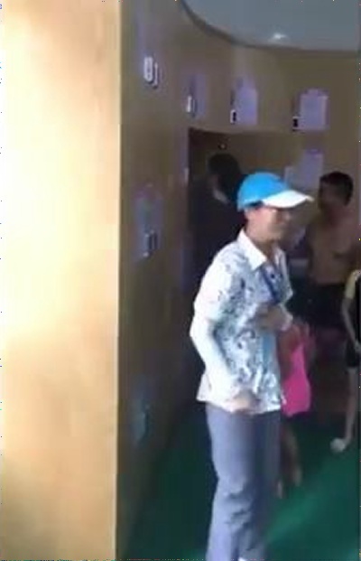 ロッカーから赤ちゃん